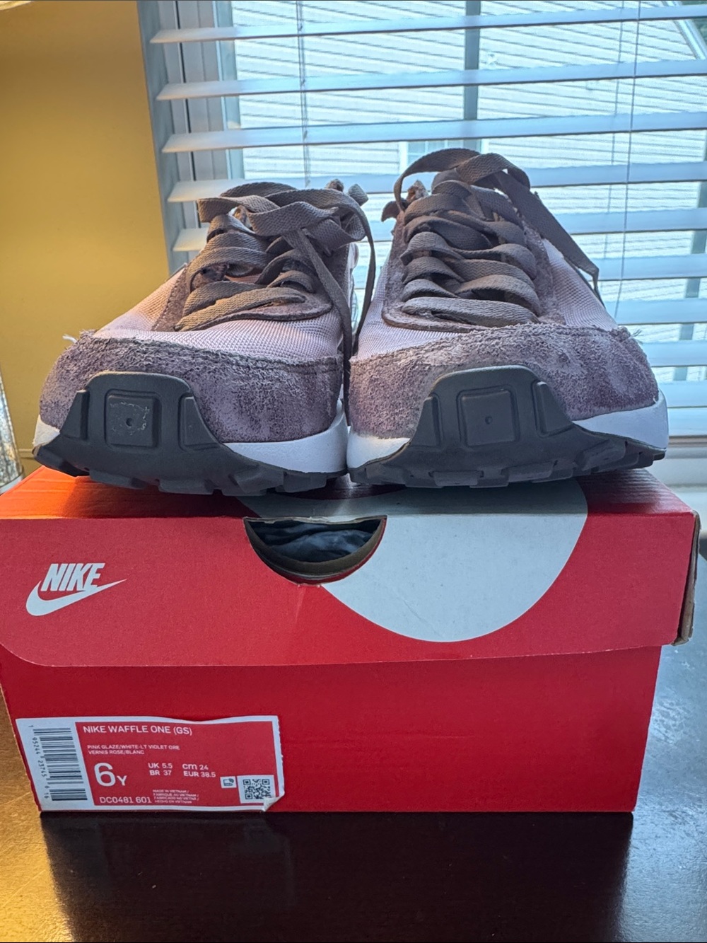 Nike Youth Sneakers Mauve with Gray Accents